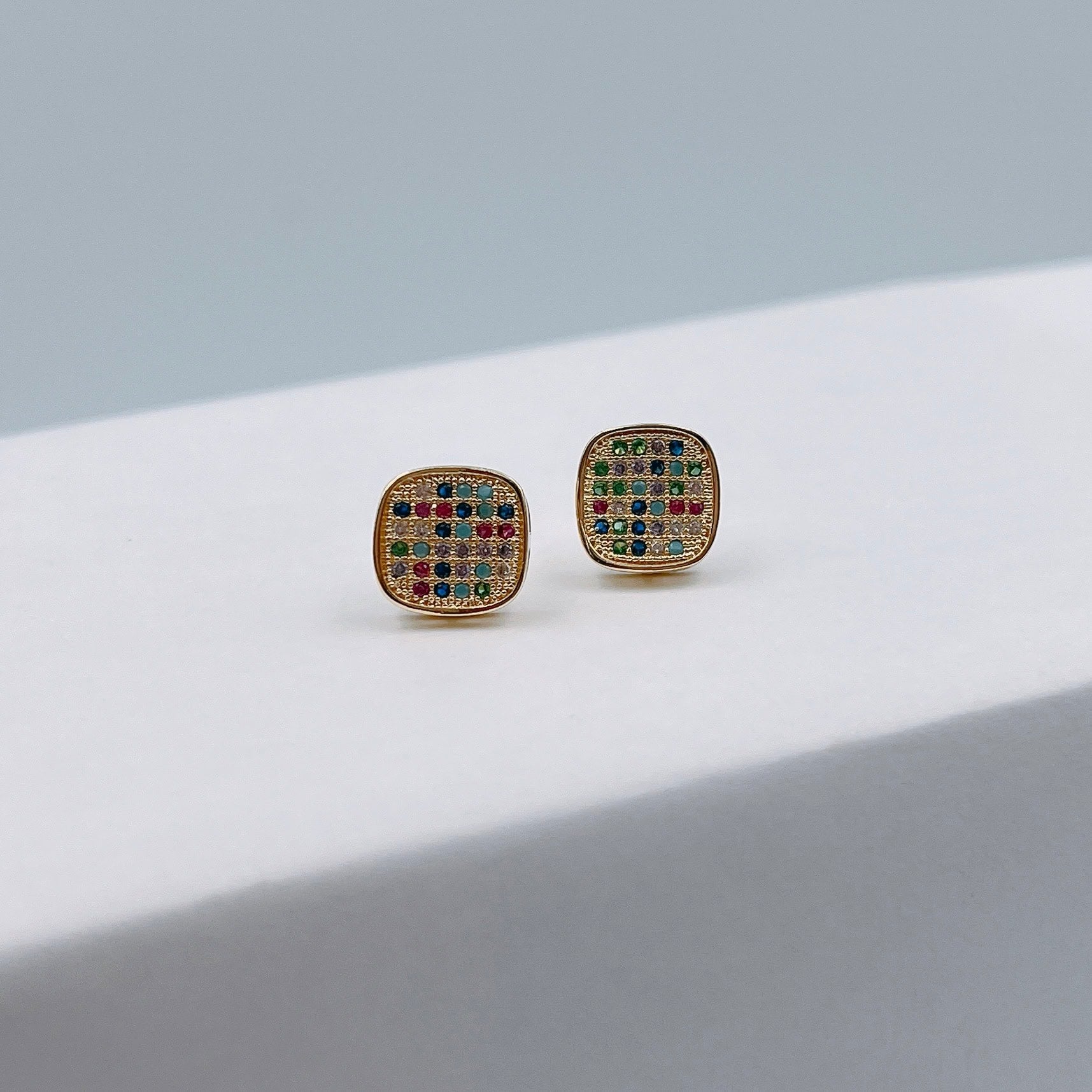Aretes Colors