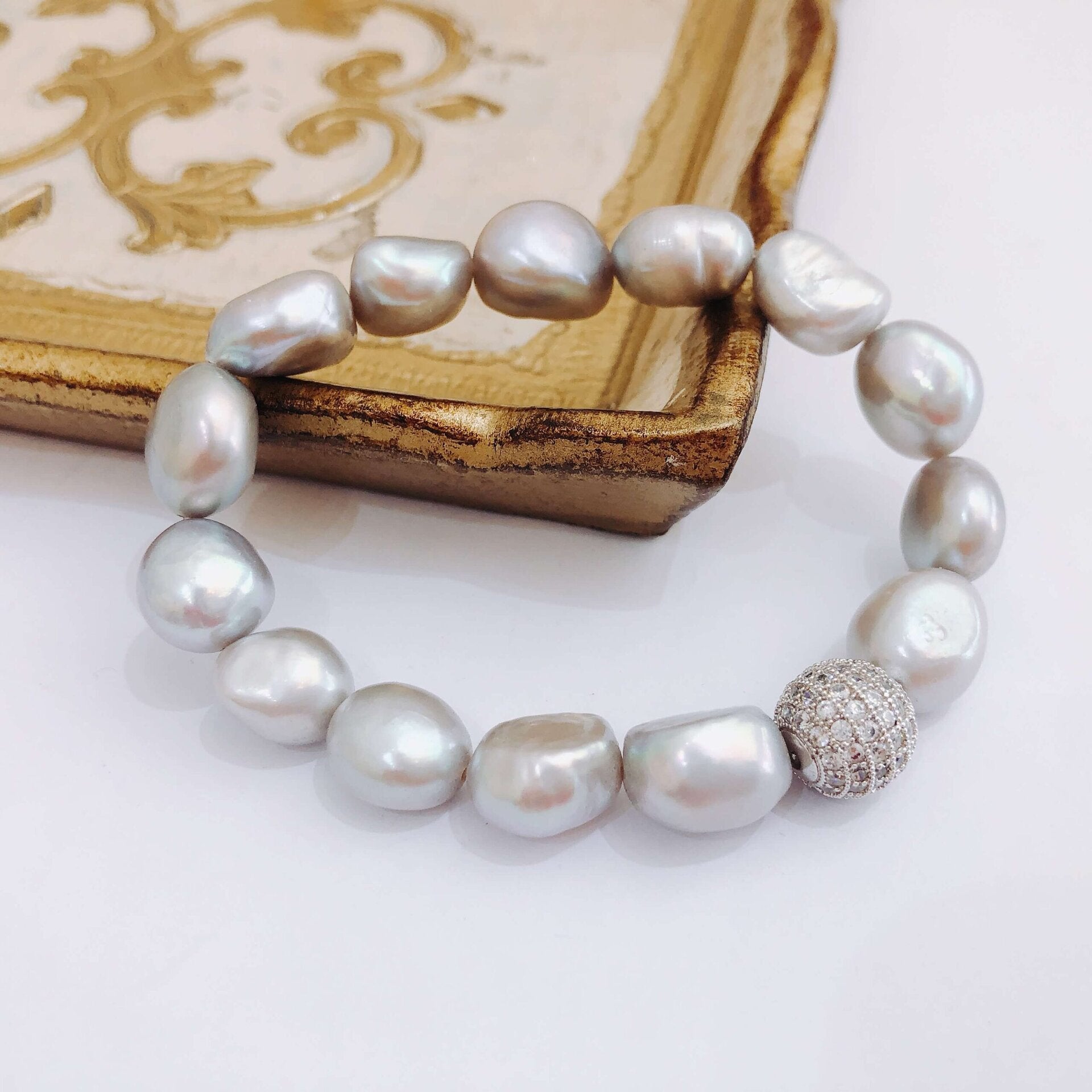 Pulsera de Perlas Viudas